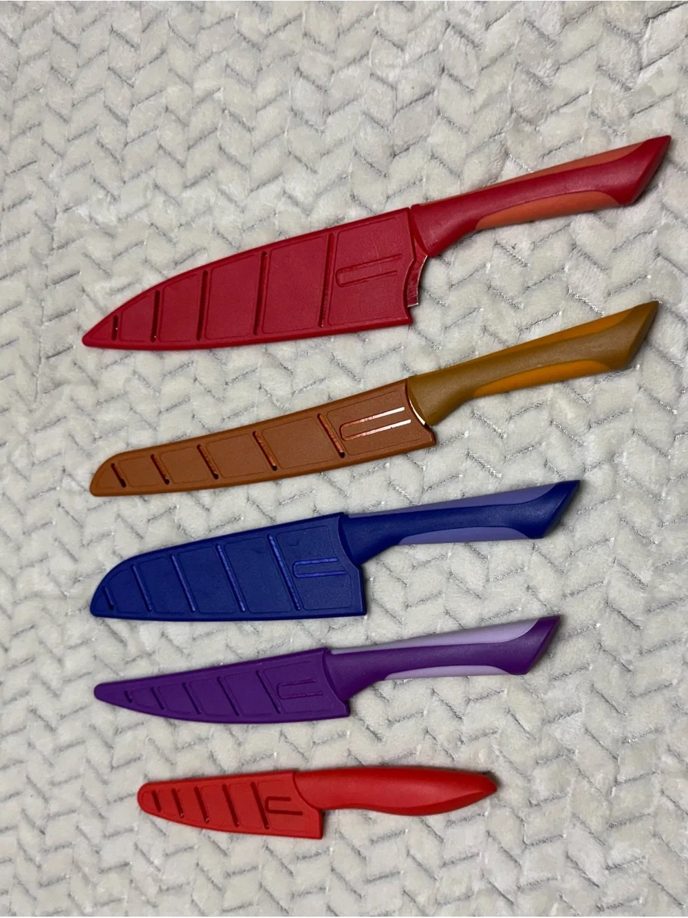 Colorful Assorted Kitchen Knife Set — Red, Orange, Blue, Purple